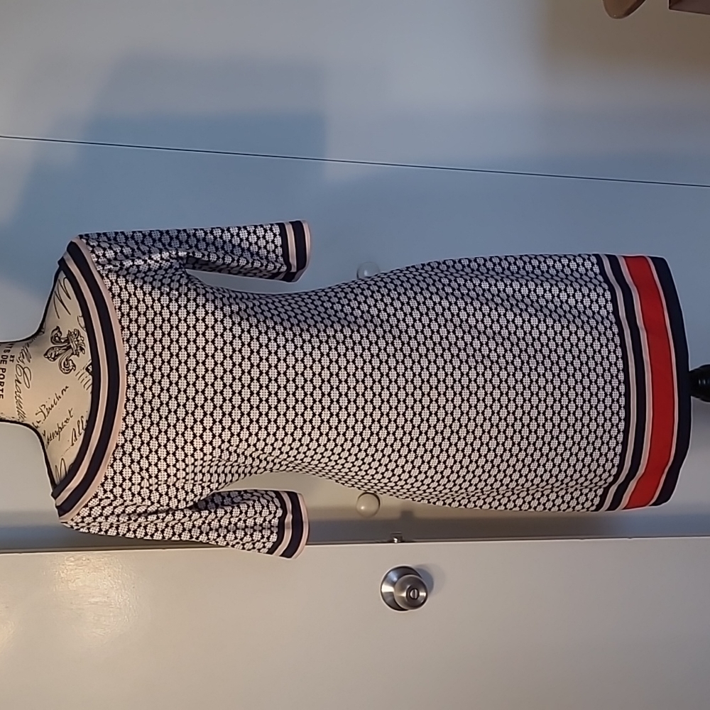 Max Studio dress size small